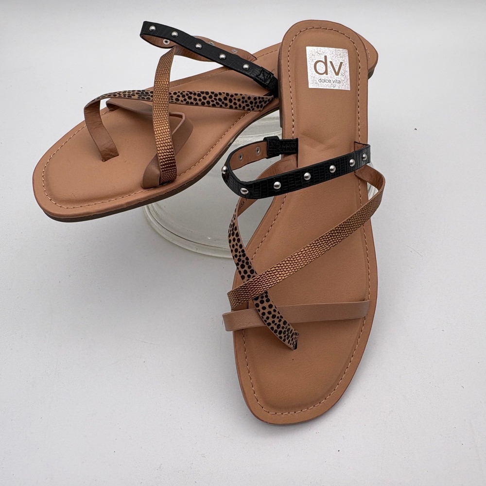DV Dolce Vita Jessa Strappy Flat Sandals Tan Bronze Animal Print Studded Size 11